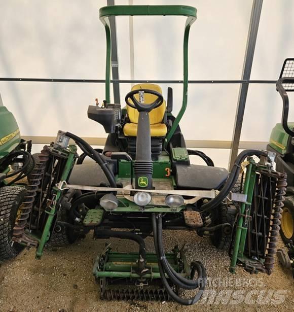 John Deere 7700 Fairway çim biçme makineleri
