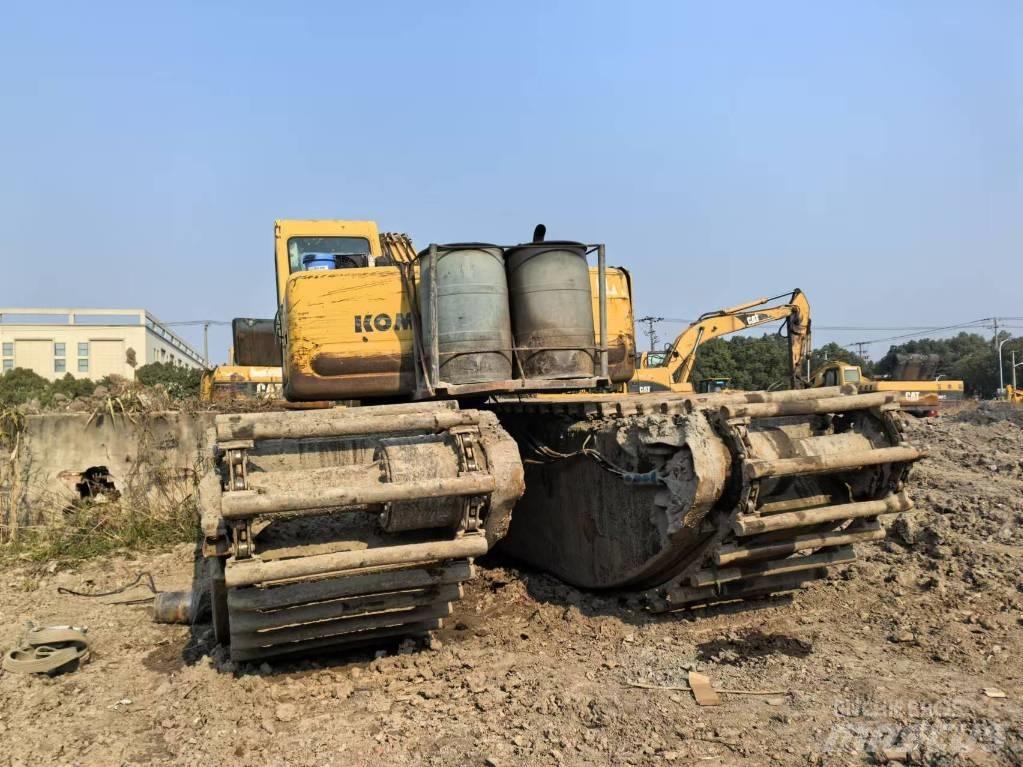 Komatsu PC 200-6 Amfibi Ekskavatörler