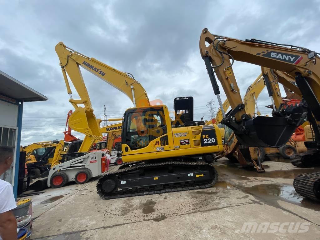 Komatsu PC 200 Paletli ekskavatörler