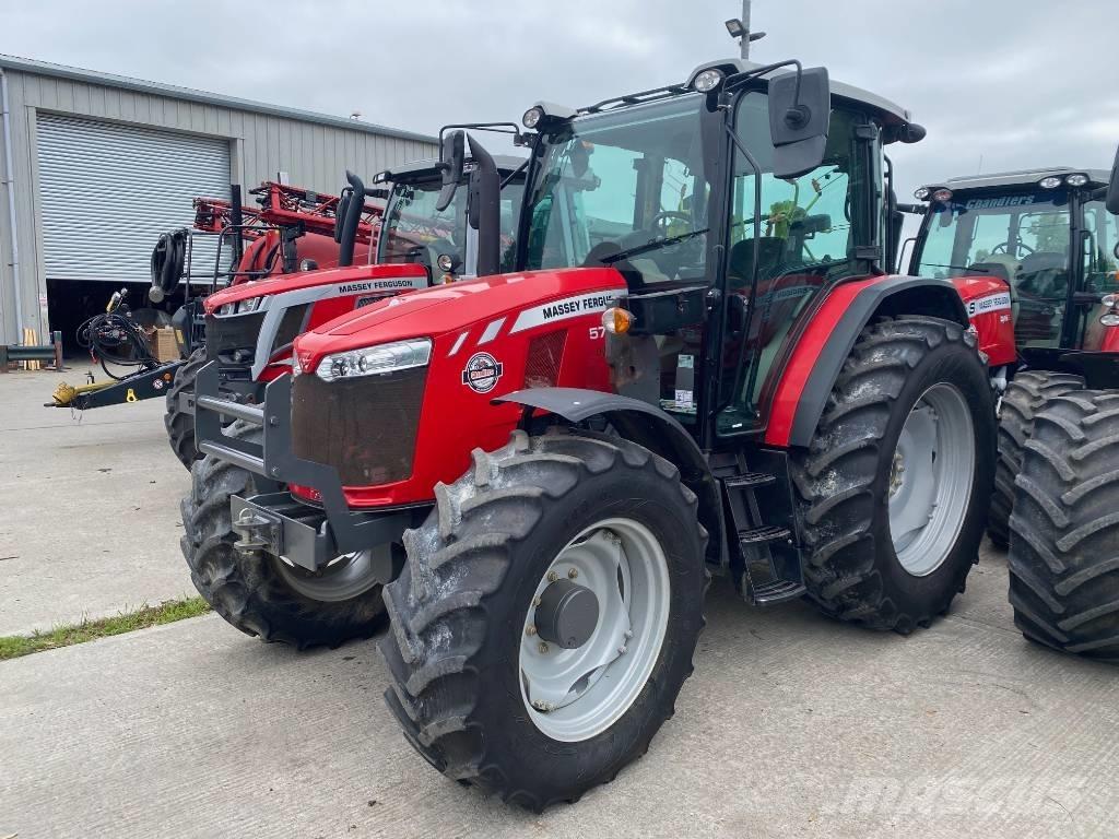 Massey Ferguson 5711 Traktörler