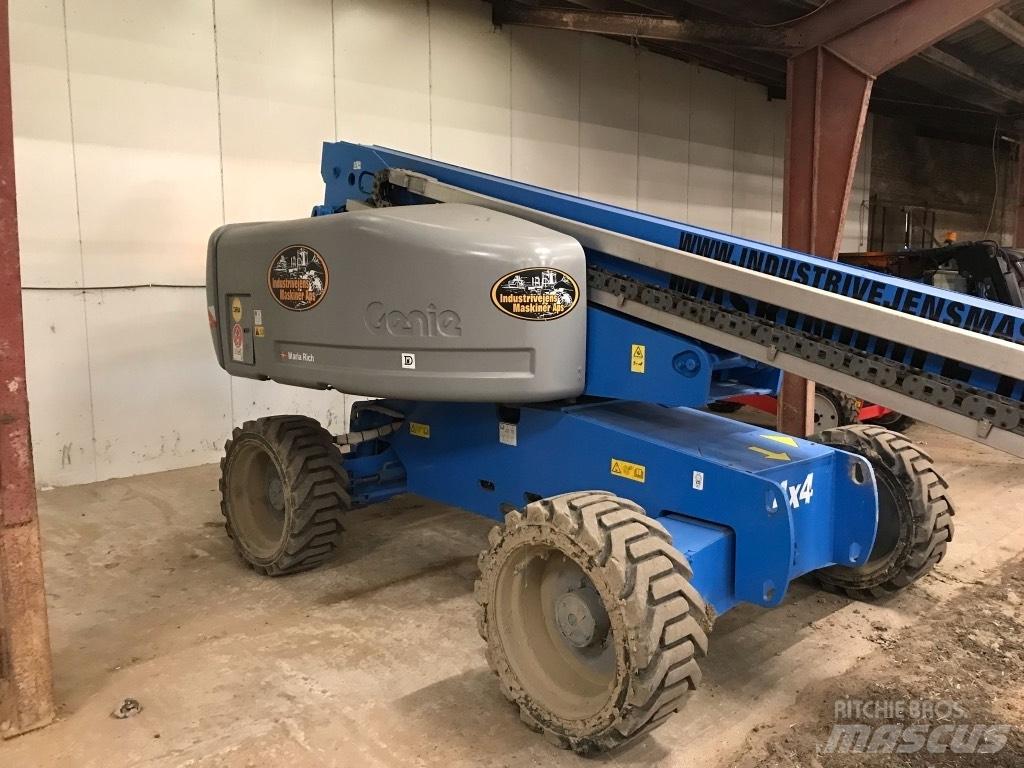 Genie S 60 HC Teleskopik personel platformları