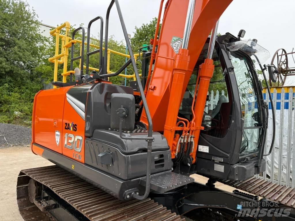 Hitachi ZX130-7 Paletli ekskavatörler