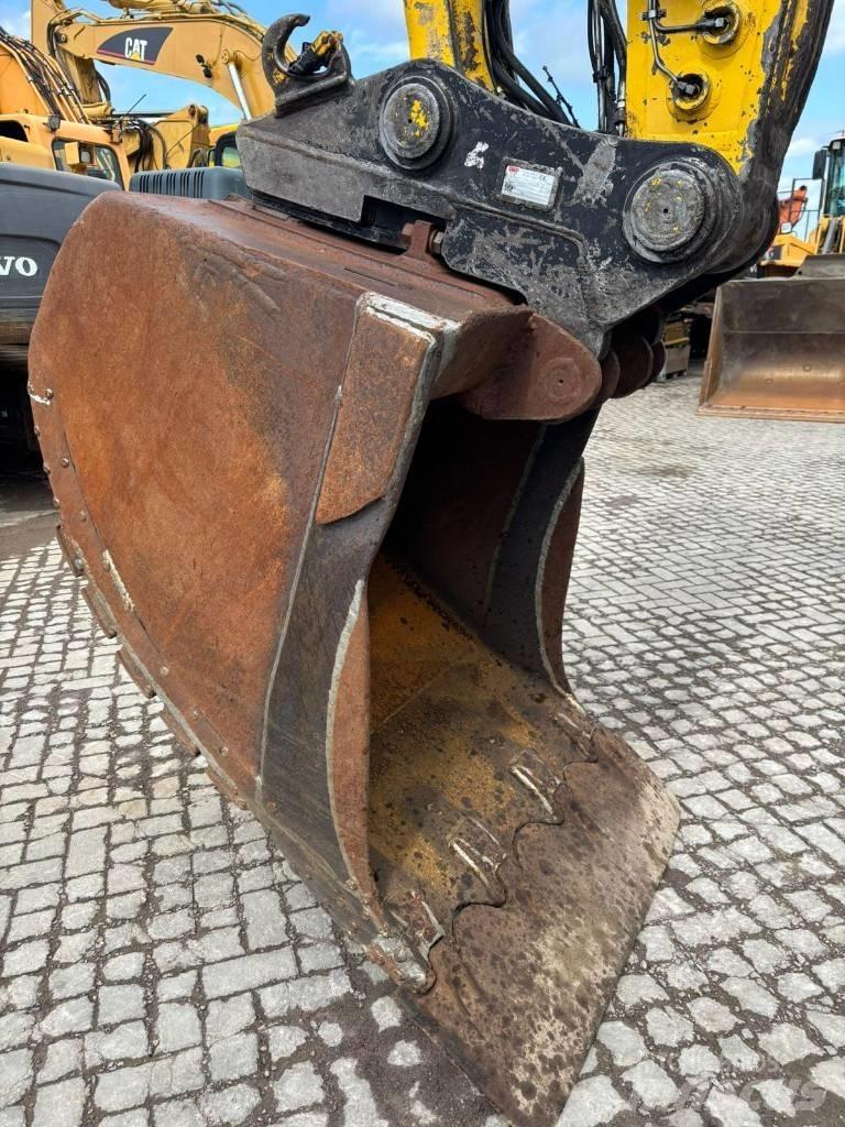 Komatsu PC 210 LC-7 Paletli ekskavatörler