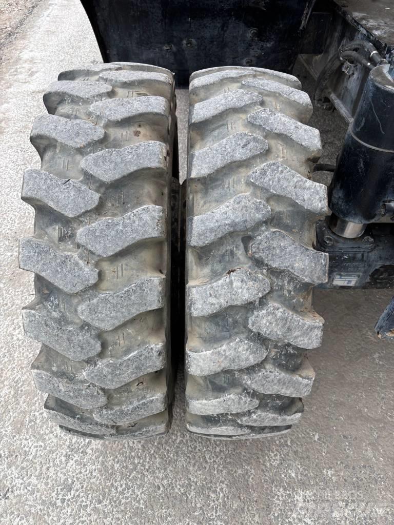 Hitachi ZX 140 W-5B Lastik tekerli ekskavatörler