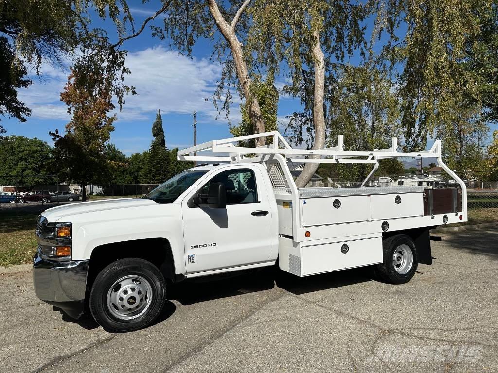 Chevrolet 3500 HD Pikaplar