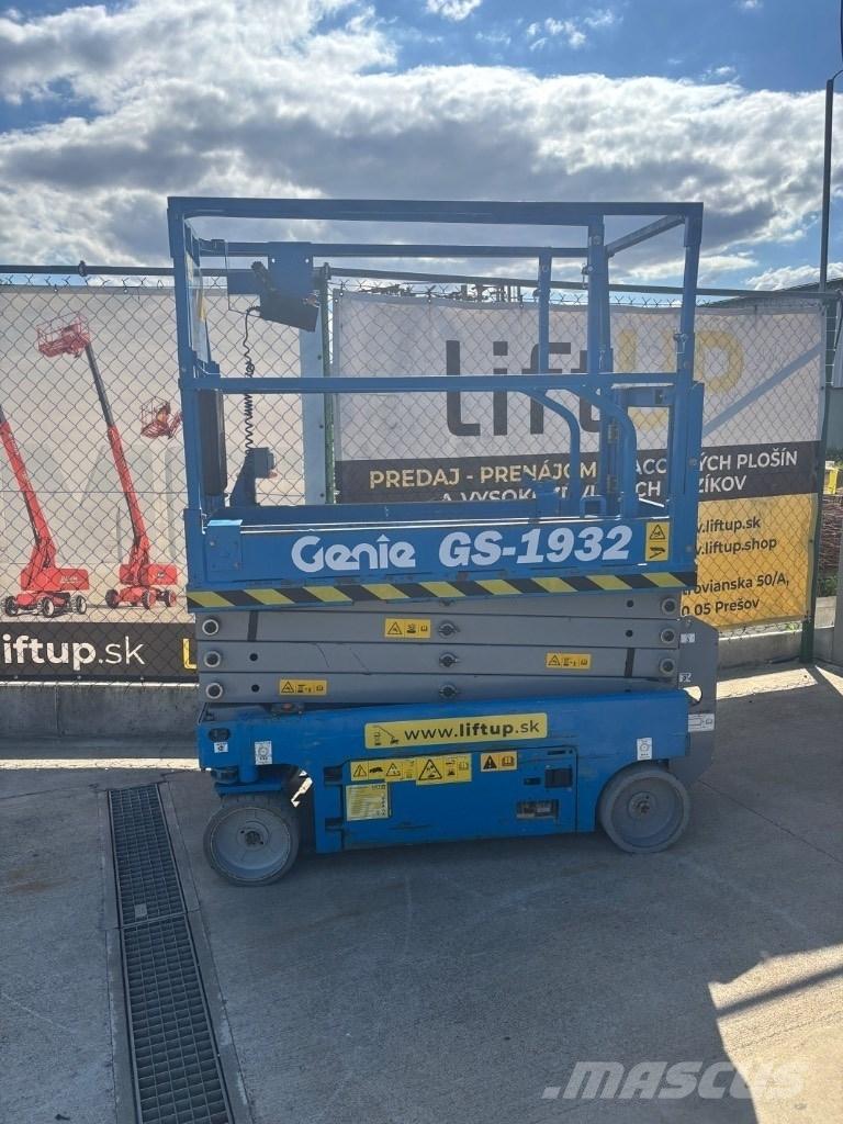 Genie GS 1932 Makasli platformlar