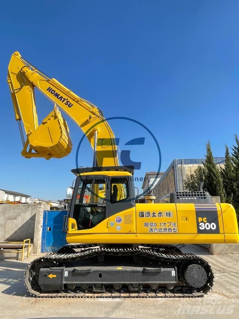 Komatsu PC 300 Paletli ekskavatörler