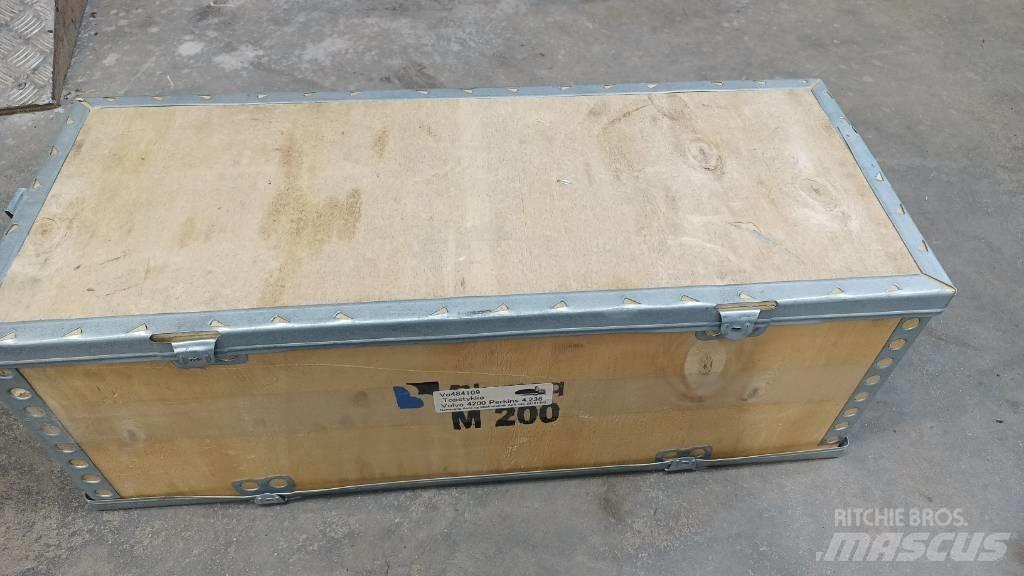 Volvo 4200 Motorlar