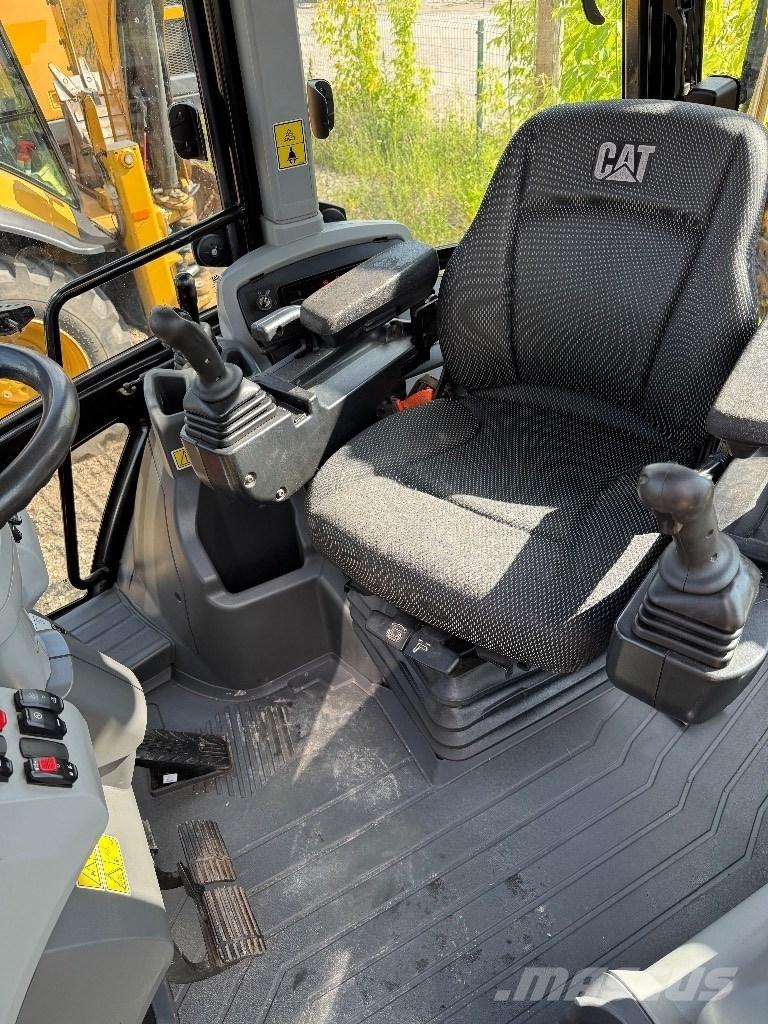 CAT 444 Kazıcı yükleyiciler - beko loder