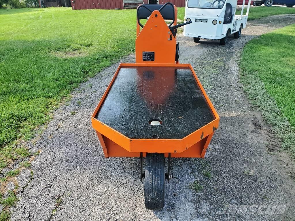 Taylor-Dunn SC100 Çekiciler