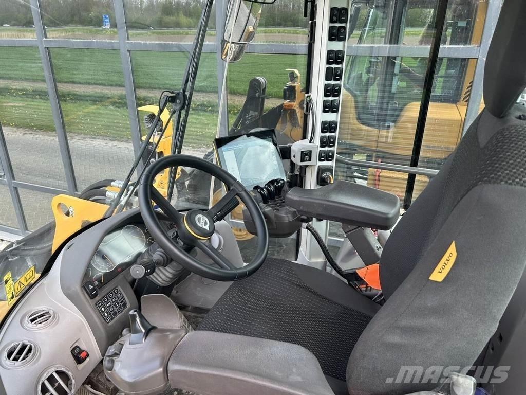 Volvo L110H Tekerlekli yükleyiciler