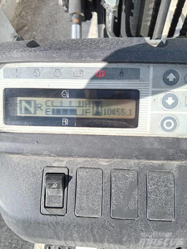 UniCarriers DX 25 Dizel forkliftler