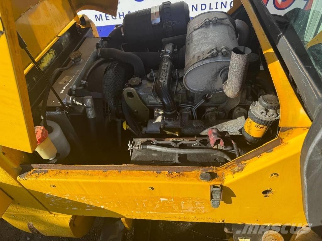 JCB 926 Arazi tipi forklift