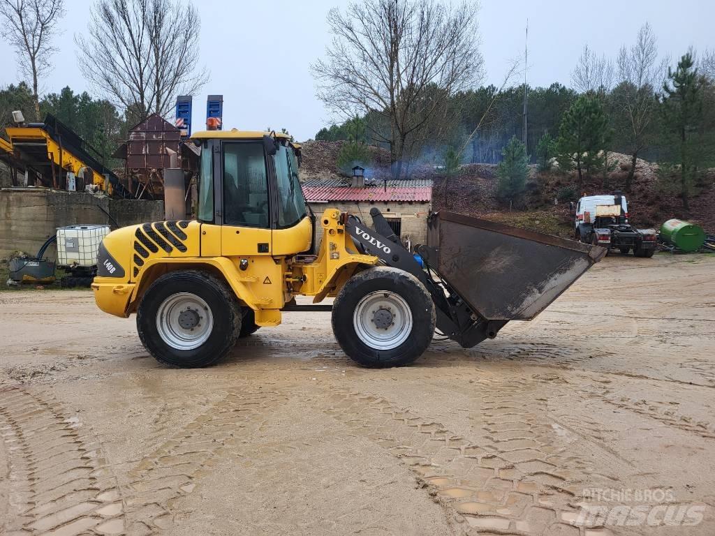Volvo L 40 B Mini yükleyiciler