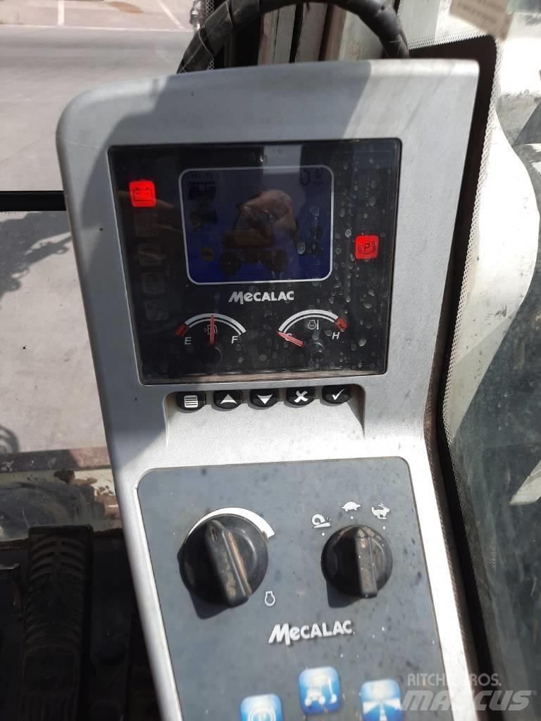 Mecalac 714 MW Lastik tekerli ekskavatörler