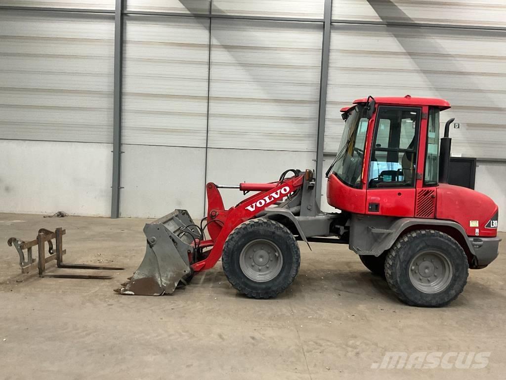 Volvo L 30 B-Z/X Tekerlekli yükleyiciler