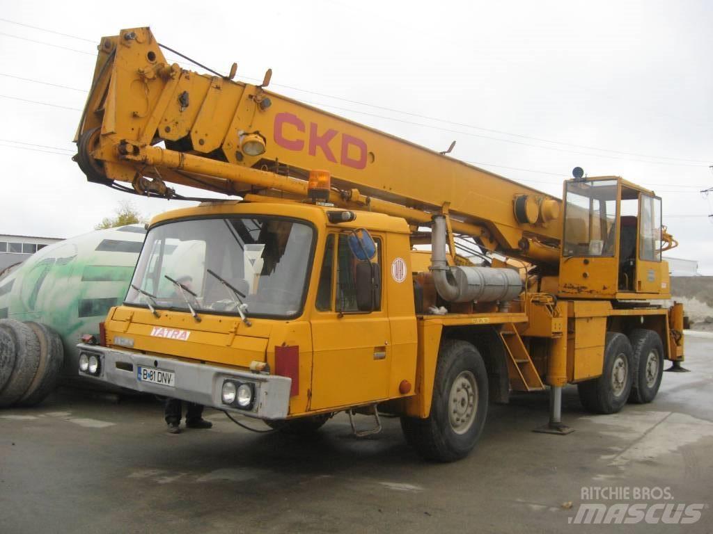 Tatra CKD Yol-Arazi Tipi Vinçler (AT)