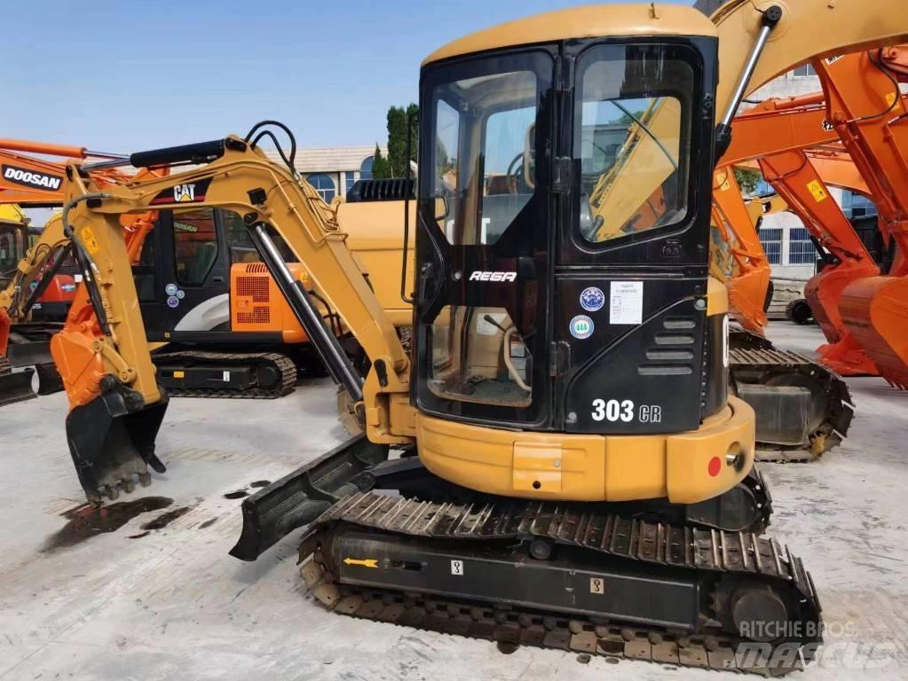 CAT 303 CR Mini ekskavatörler, 7 tona dek