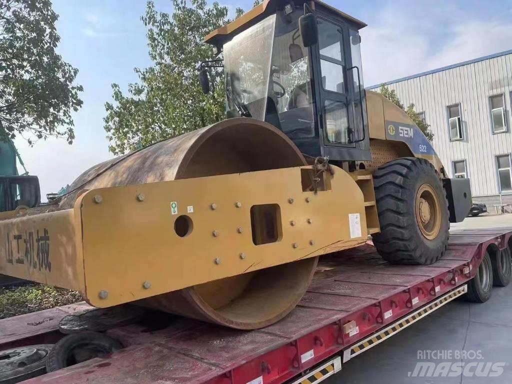  SEM/CAT 522 Tek tamburlu silindirler