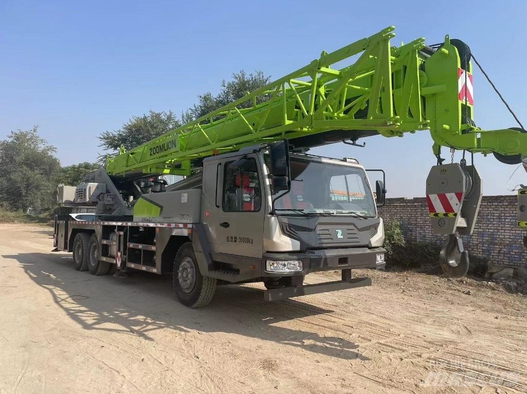 Zoomlion ZTC350H Yol-Arazi Tipi Vinçler (AT)
