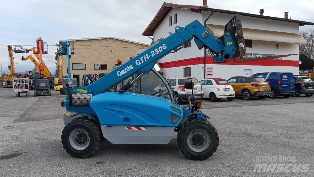 Terex Genie 2506 Teleskopik yükleyiciler