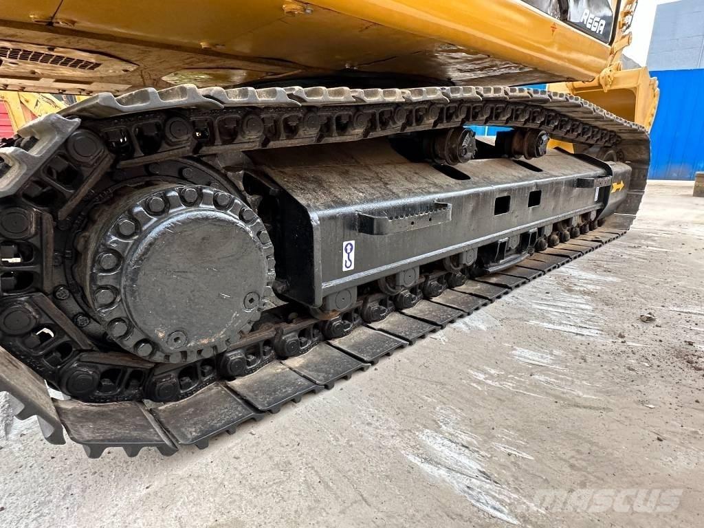 CAT 330 D Paletli ekskavatörler