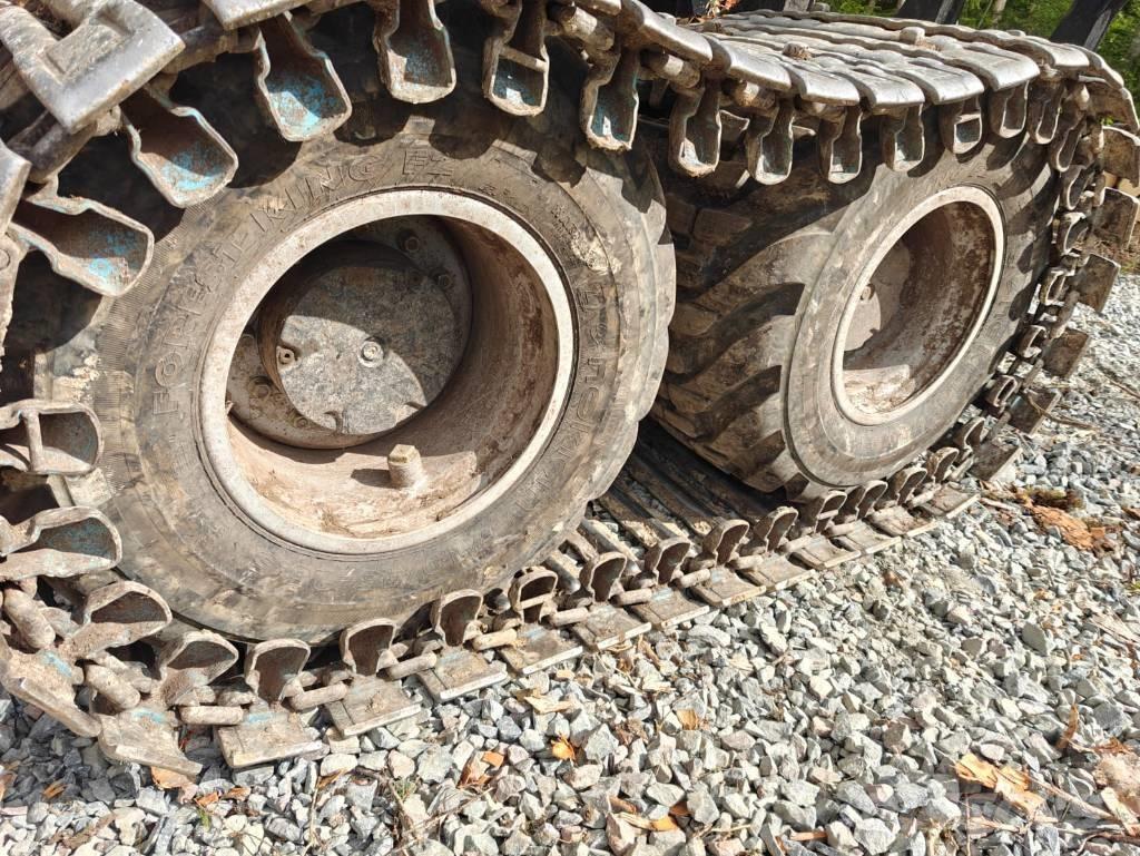 Komatsu 855 Tomruk yükleyici traktörler