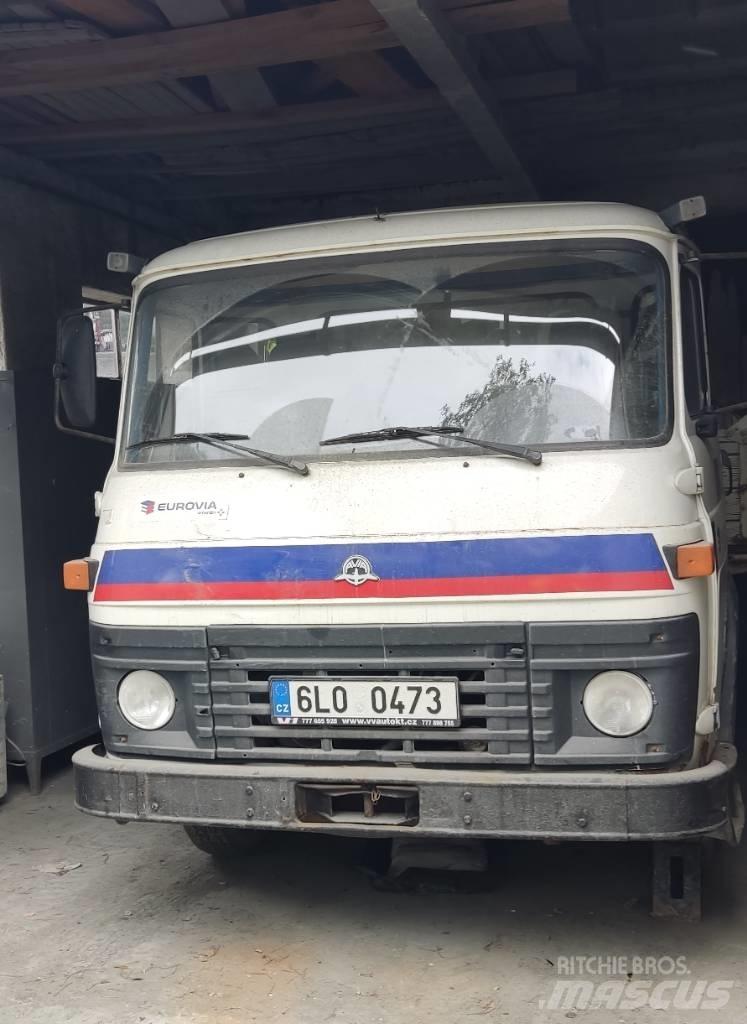 Avia 30N Flatbed kamyonlar