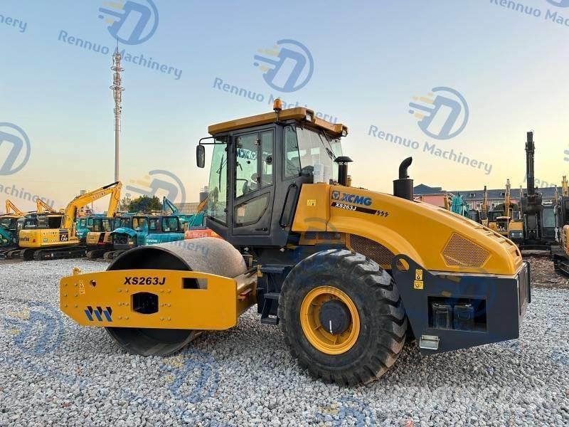 XCMG XS263J Tek tamburlu silindirler