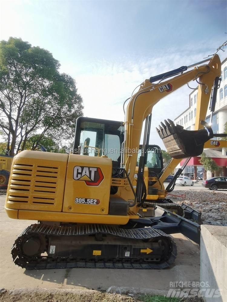 CAT 305.5E2 Paletli ekskavatörler