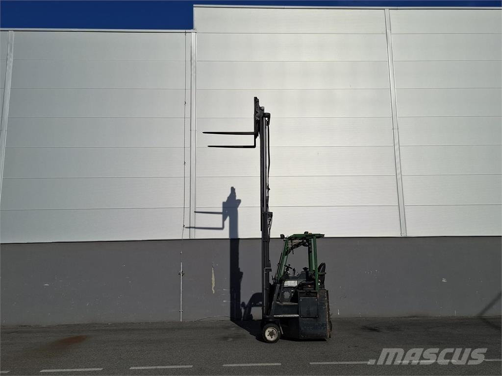 Combilift C3000CB 4 yönlü reach truck