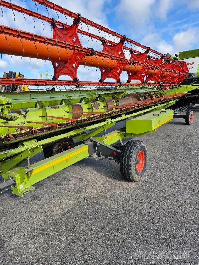 CLAAS Lexion 670 Biçerdöverler