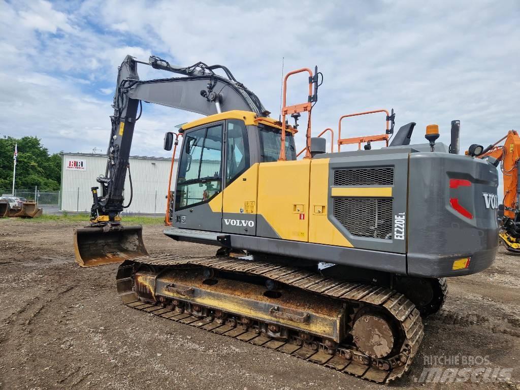 Volvo EC220EL Paletli ekskavatörler