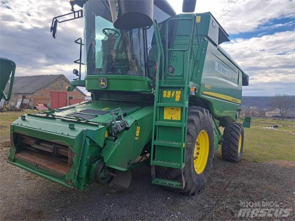 John Deere W650 Biçerdöverler