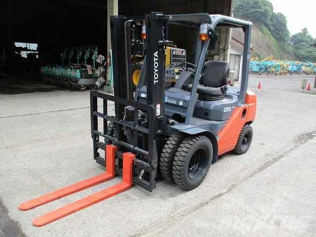 Toyota 8FD25 Diger