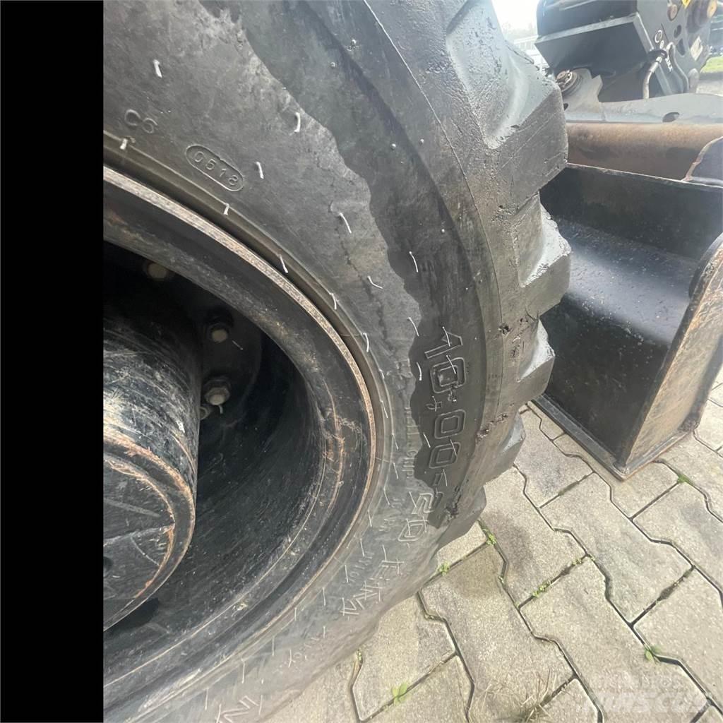 CAT M315 F Lastik tekerli ekskavatörler