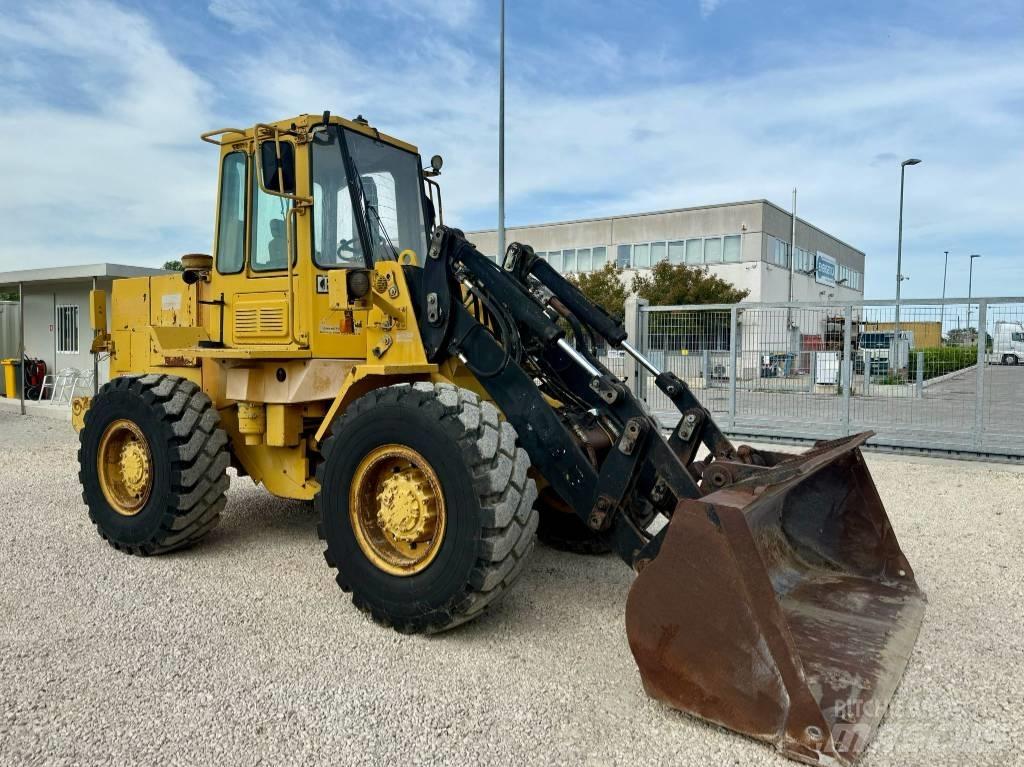 CAT IT 18 B Tekerlekli yükleyiciler