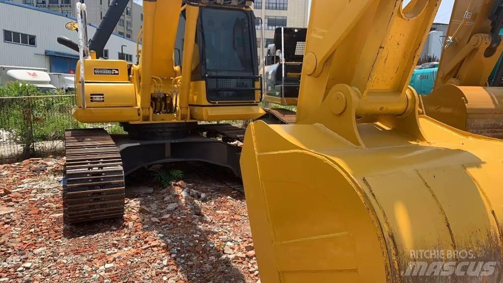 Komatsu PC 210 Paletli ekskavatörler