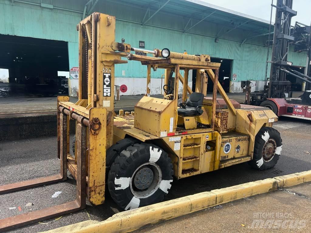 Taylor 520 Diger
