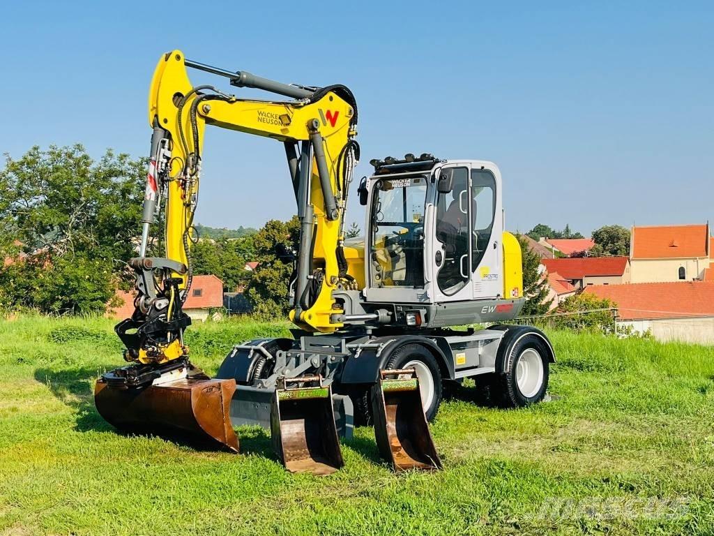 Wacker Neuson EW 100 Lastik tekerli ekskavatörler