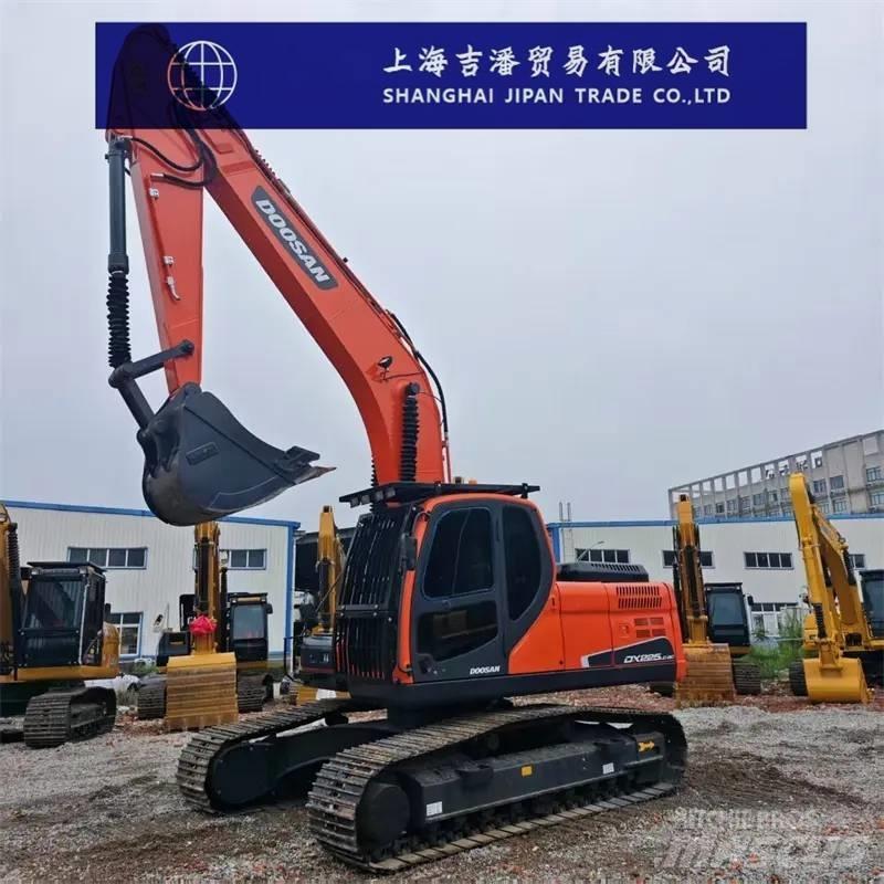 Doosan DX 225 Paletli ekskavatörler