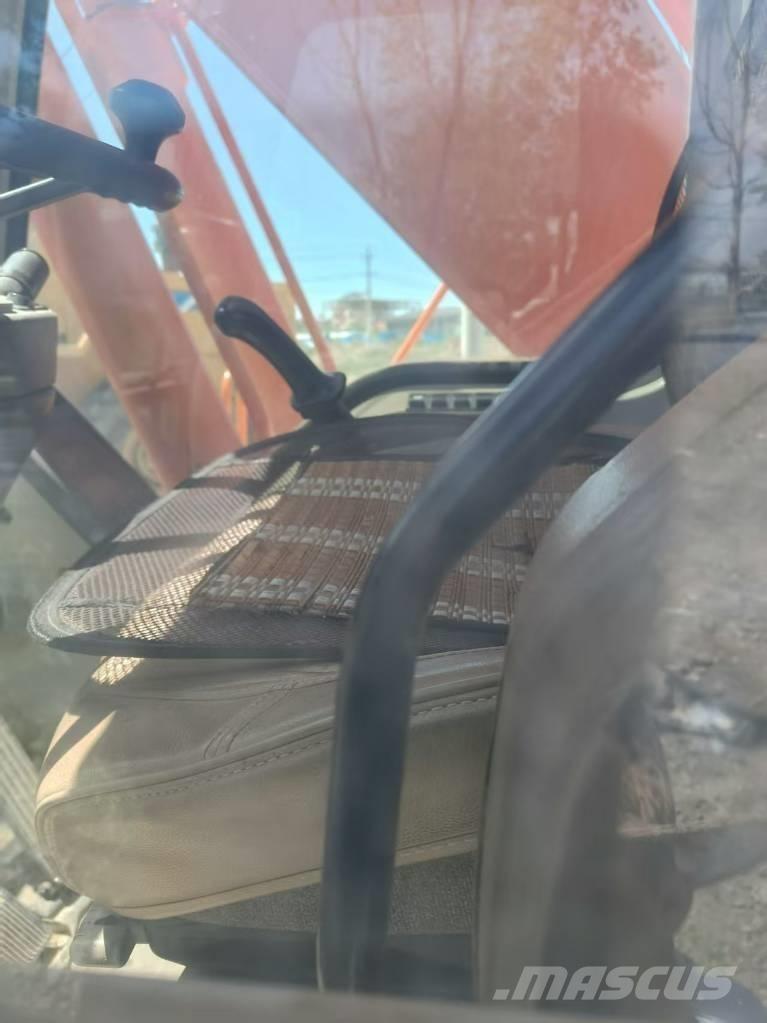 Doosan DH210W-7 Lastik tekerli ekskavatörler