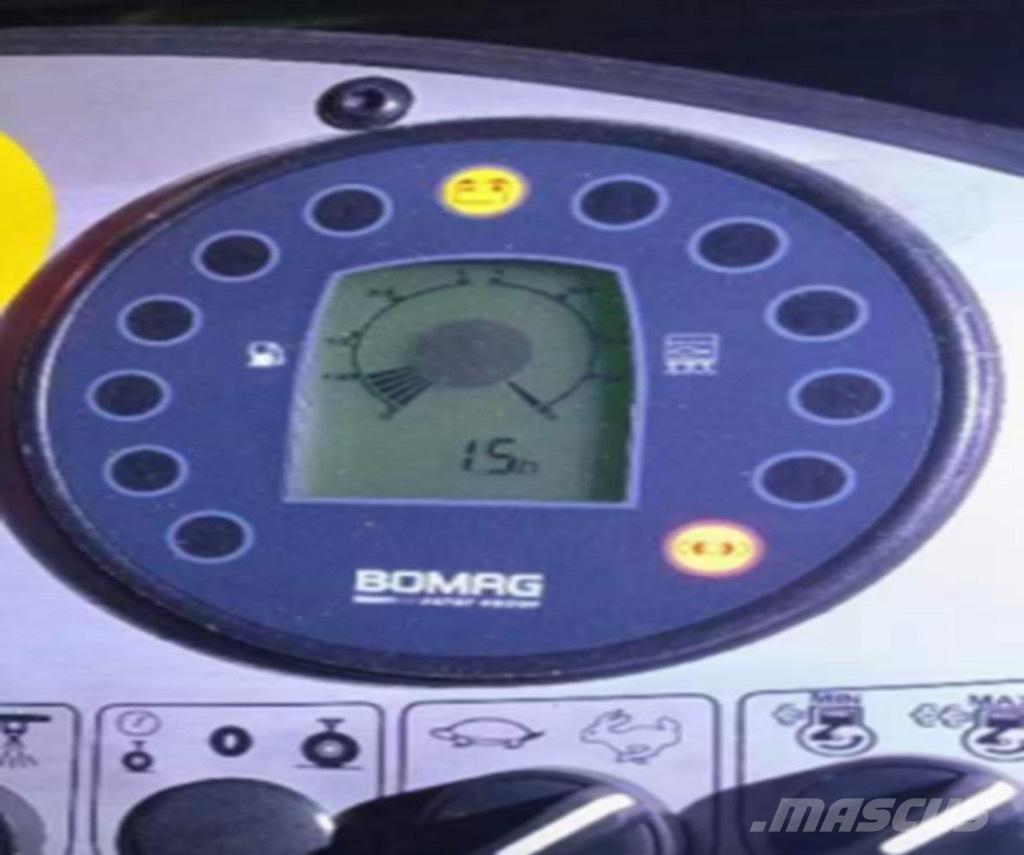Bomag BW 161 AD-4 Çift tamburlu silindirler