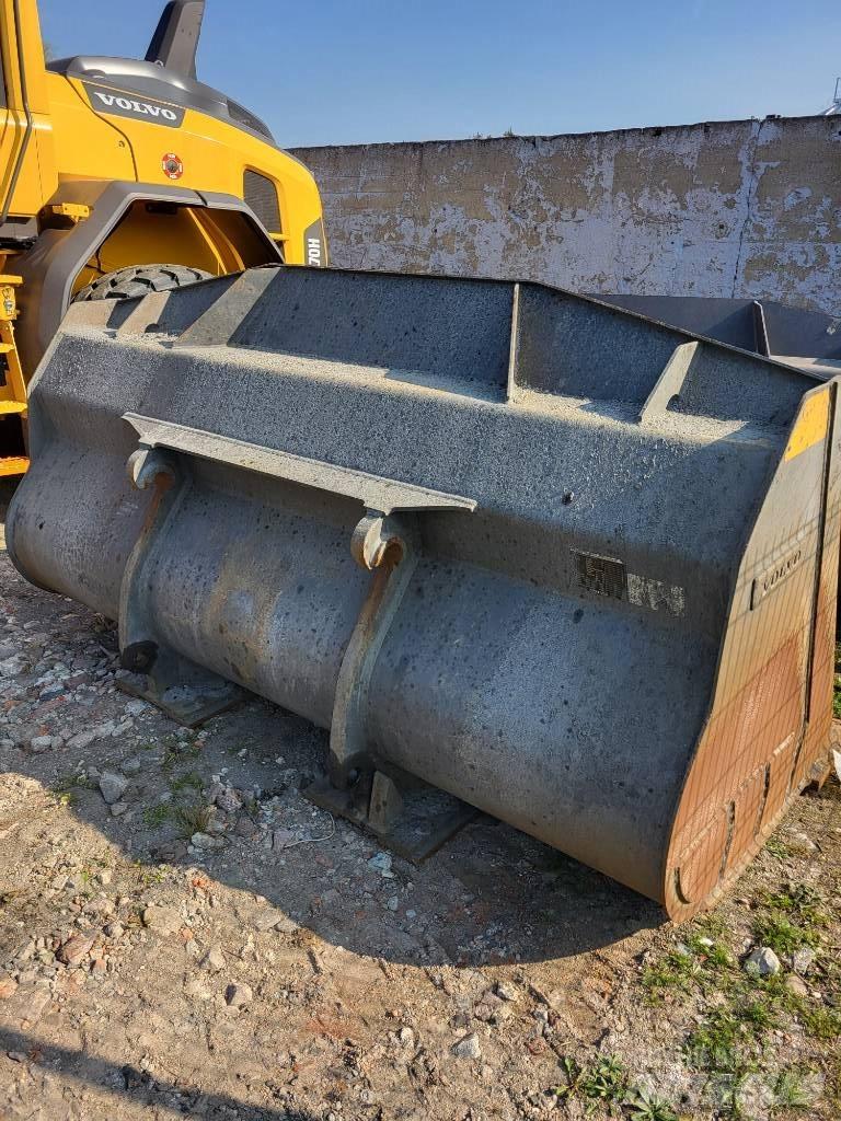 Volvo L 120 H Tekerlekli yükleyiciler