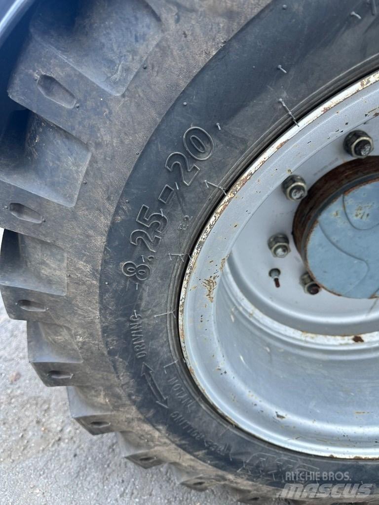 Wacker Neuson EW 100 Lastik tekerli ekskavatörler