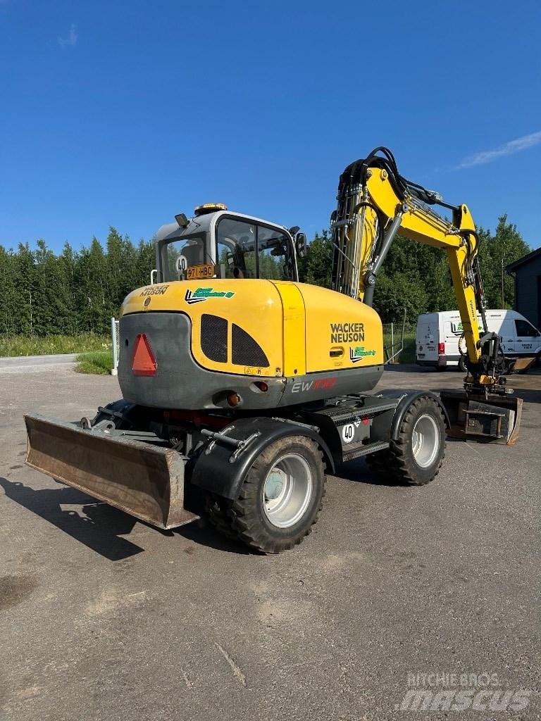 Wacker Neuson EW 100 Lastik tekerli ekskavatörler