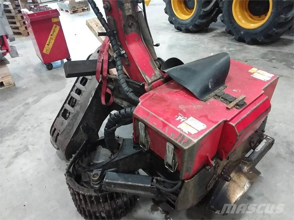 Komatsu S132 Agaç kesme robotlari