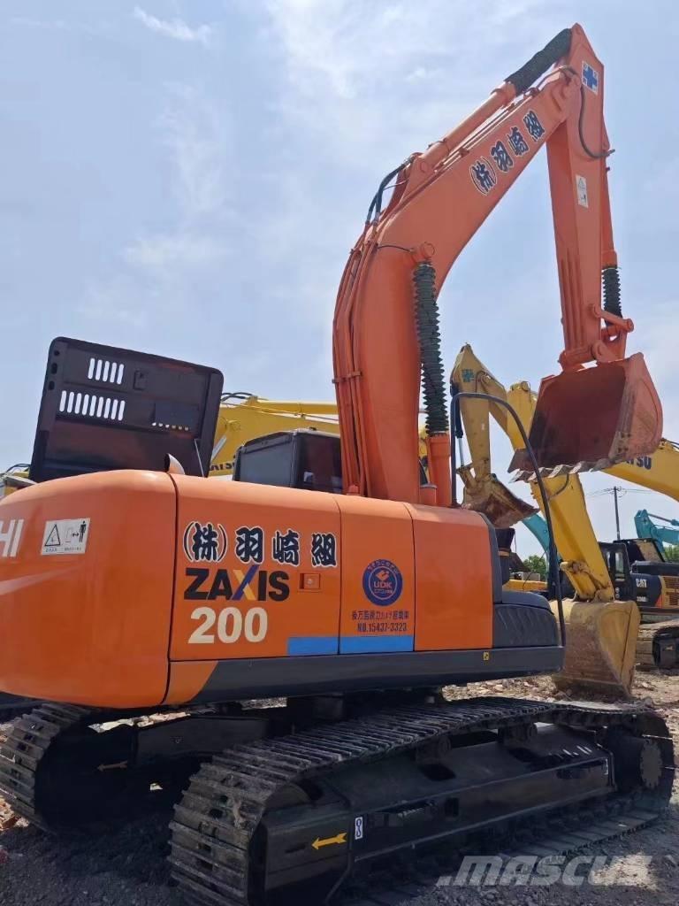 Hitachi ZX200 Paletli ekskavatörler