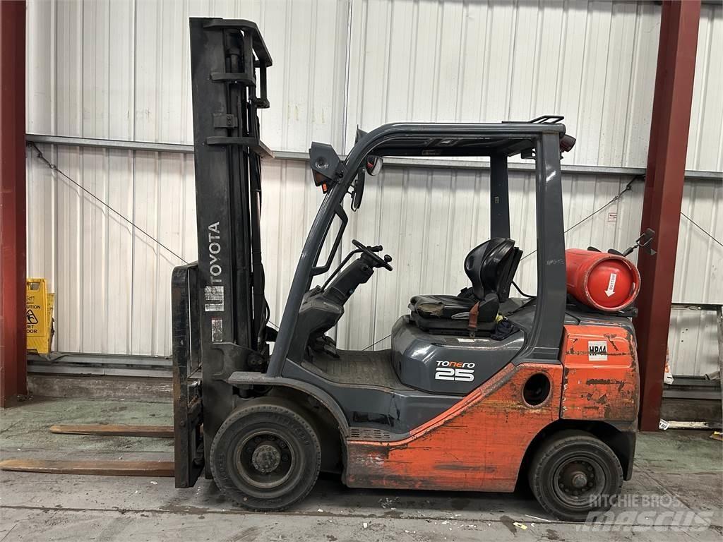 Toyota 02-8FGF25 LPG'li forkliftler