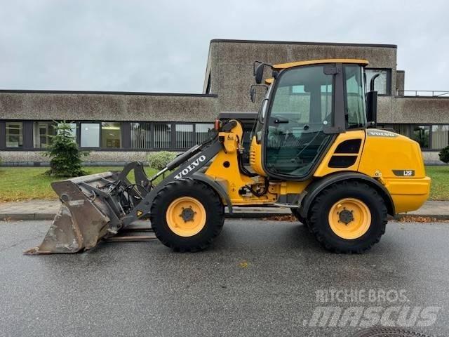 Volvo L 25 F Tekerlekli yükleyiciler